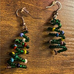 Christmas tree earring